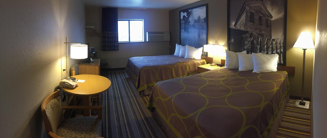 Super 8 By Wyndham Dillon Motel Luaran gambar