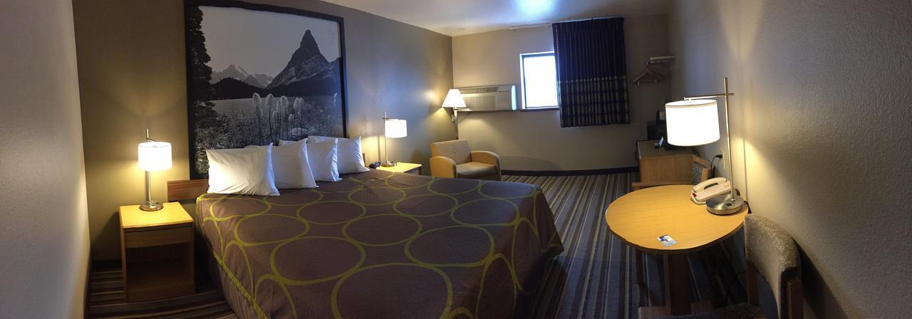 Super 8 By Wyndham Dillon Motel Luaran gambar